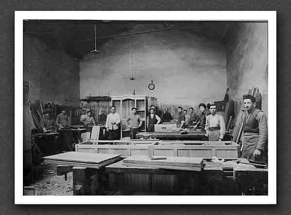 efraim_woodshop_1927